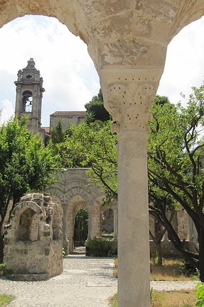 San Giovanni degli Eremiti - Chiostro